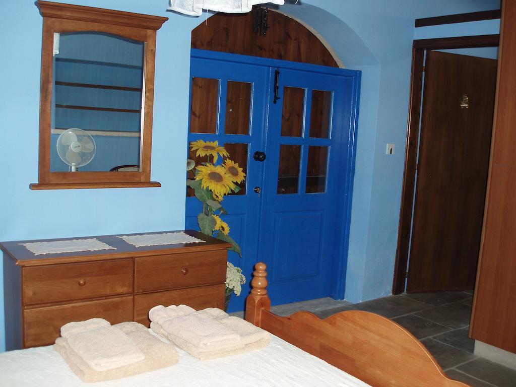 Vila Vasilion Agrotourism Polis Pokoj fotografie